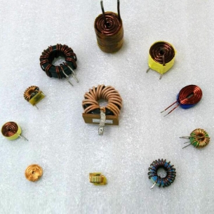 各類(lèi)磁環(huán)，線(xiàn)圈電感